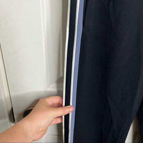 Aritzia Babaton Conan Black Side Stripe High Rise Cropped Pants Size 10 - Picture 3 of 7